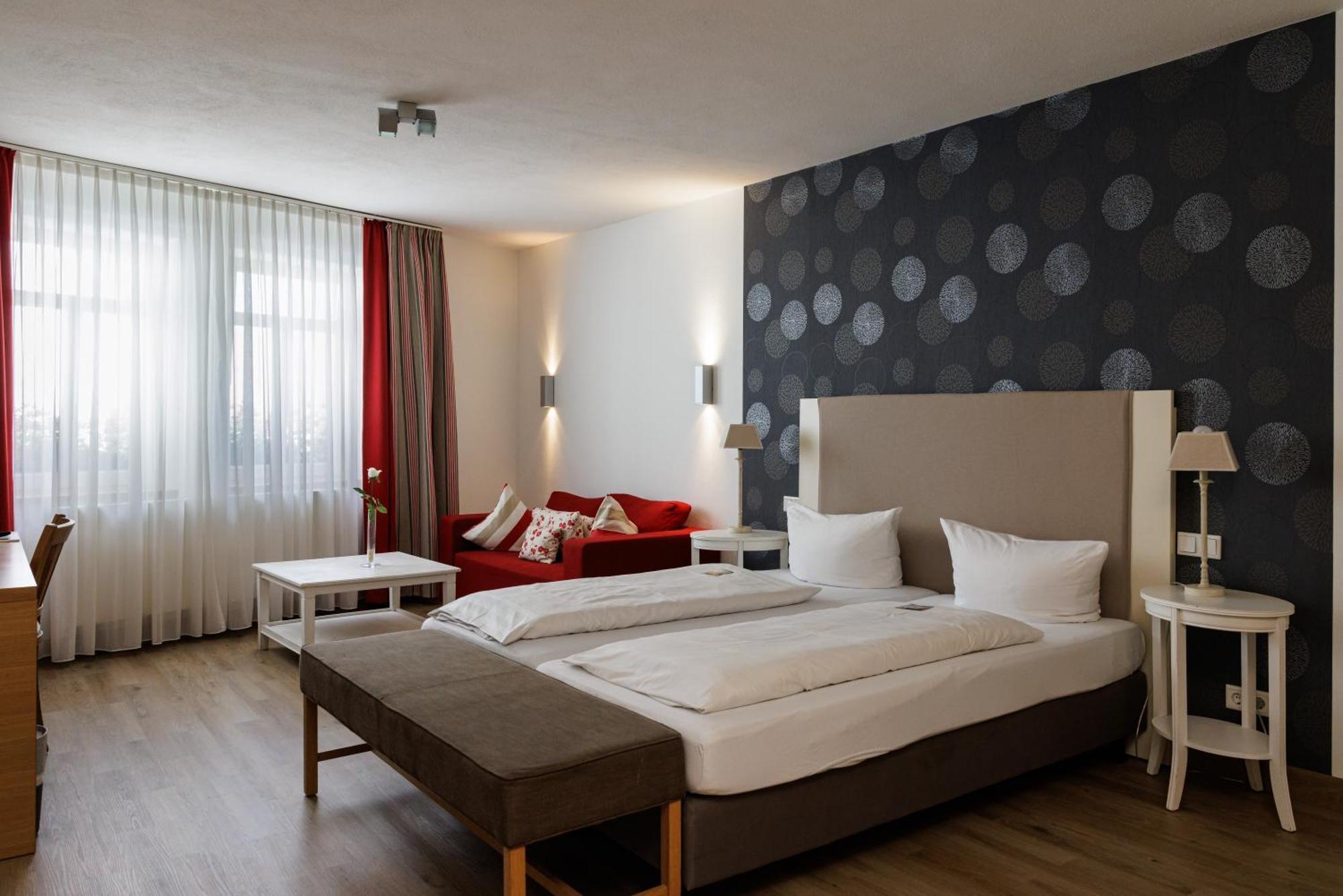 Flair Hotel Zum Storchen Bad Windsheim Exterior foto