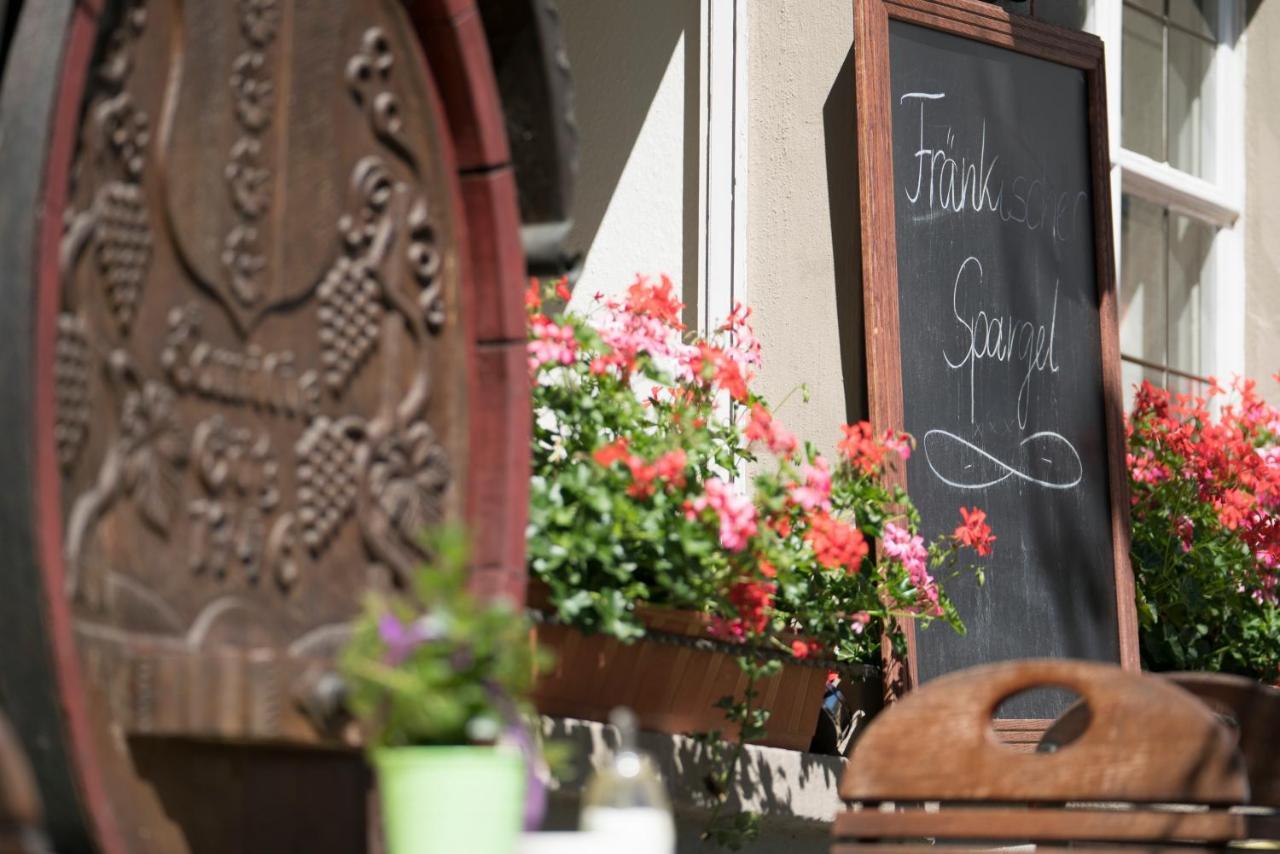Flair Hotel Zum Storchen Bad Windsheim Exterior foto